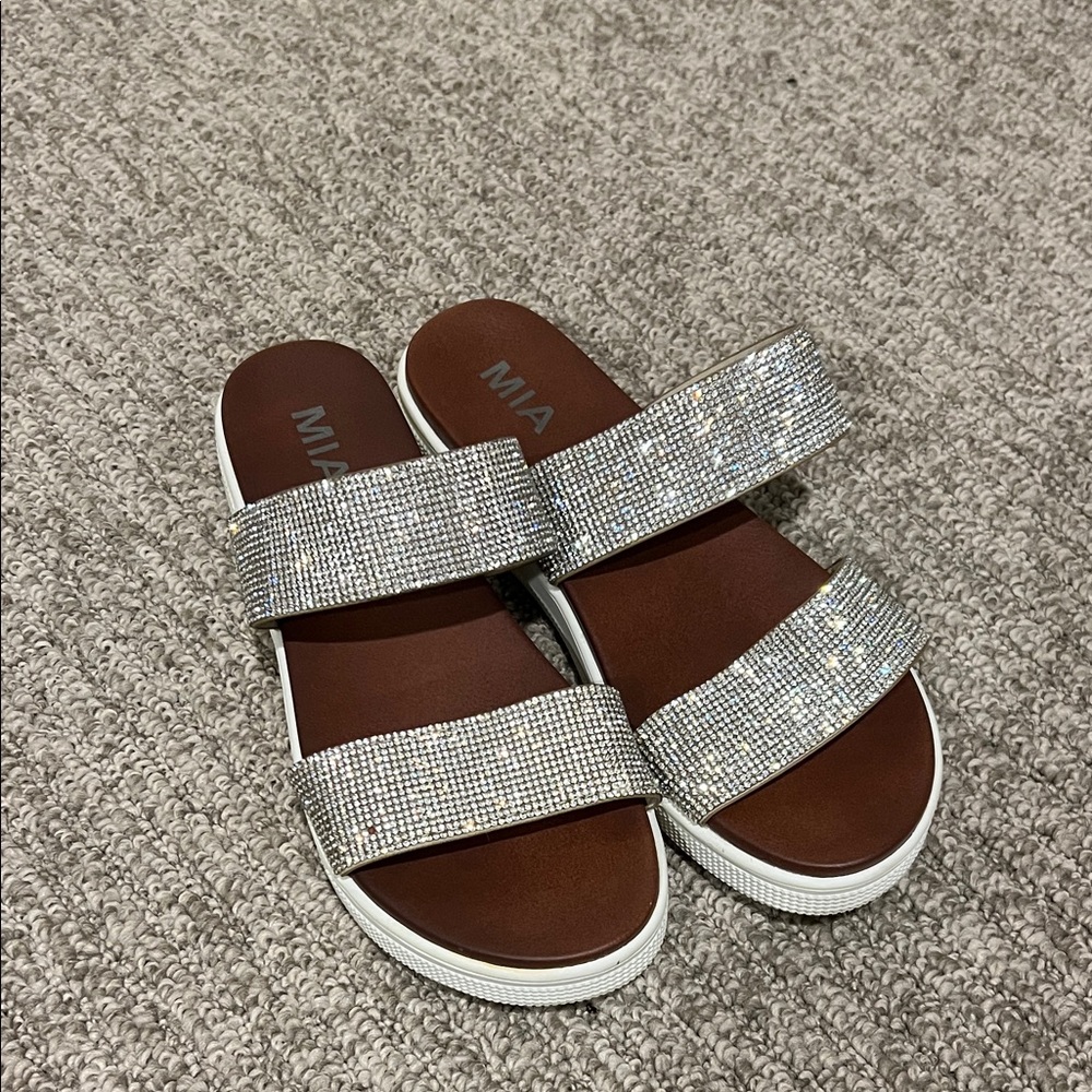 MIA Women's Silver Sparkle Sandals